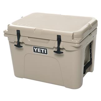 YETI Tundra 35 Desert Tan