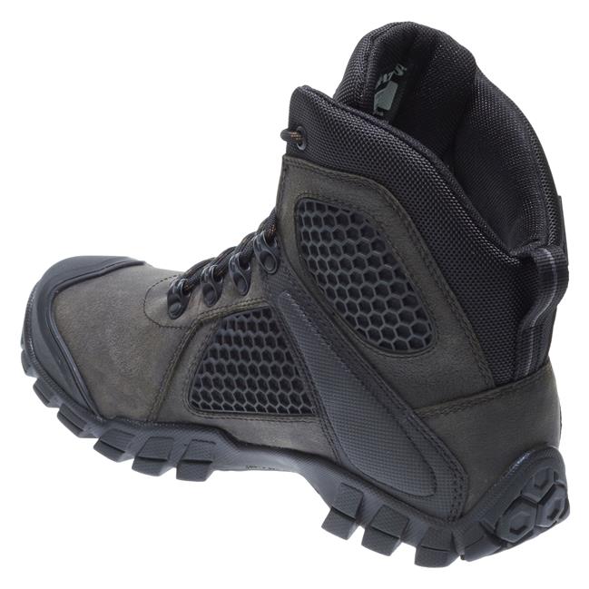 sneakers you can wear in the rain