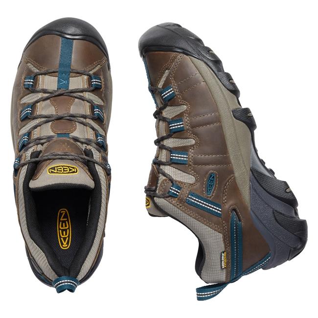 difference between keen targhee 2 and 3