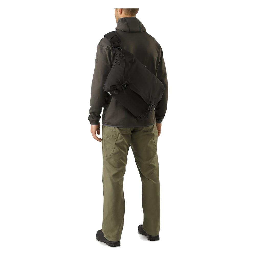 Product Image 2 - Zoom Out