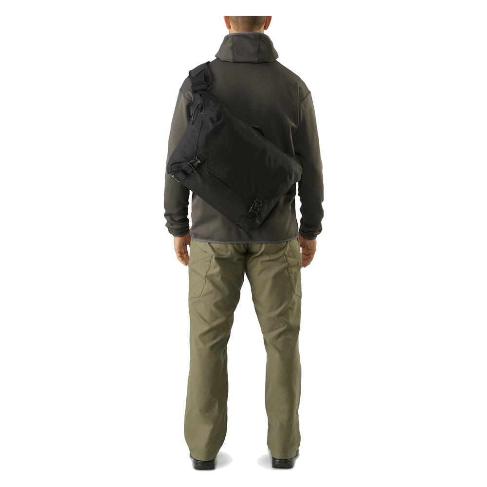 Product Image 4 - Zoom Out