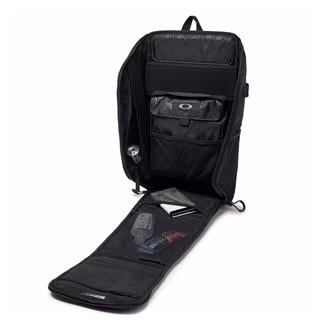 Oakley extractor 2025 sling pack 2.0