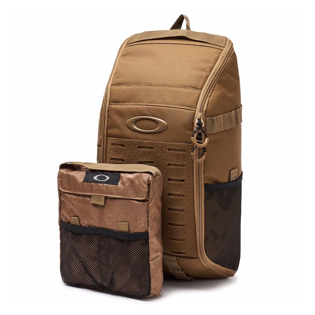 Oakley extractor deals sling pack camo