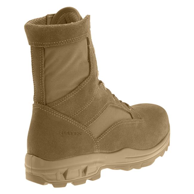shoes for walking in the sea