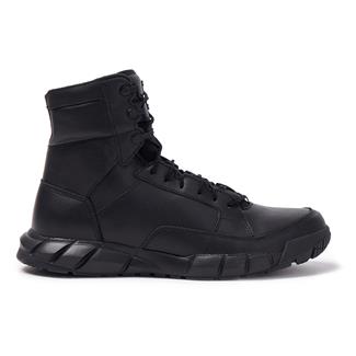 Men's Under Armour MG Strikefast Black