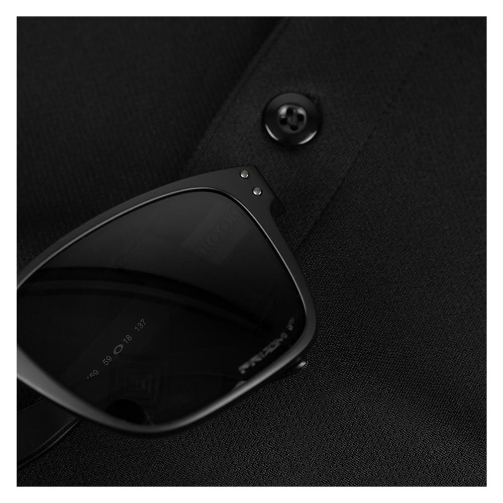Product Image 3 - Zoom Out