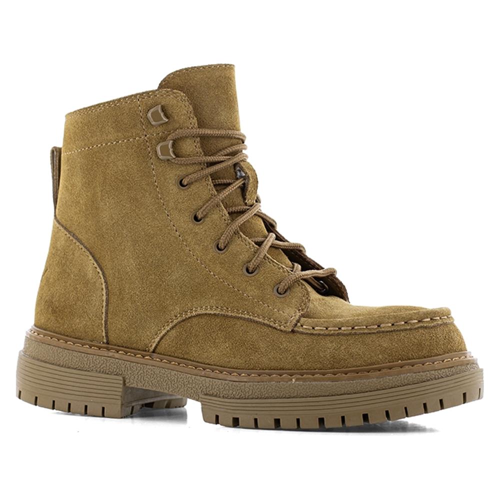 Roxy at Work | WorkBoots.com