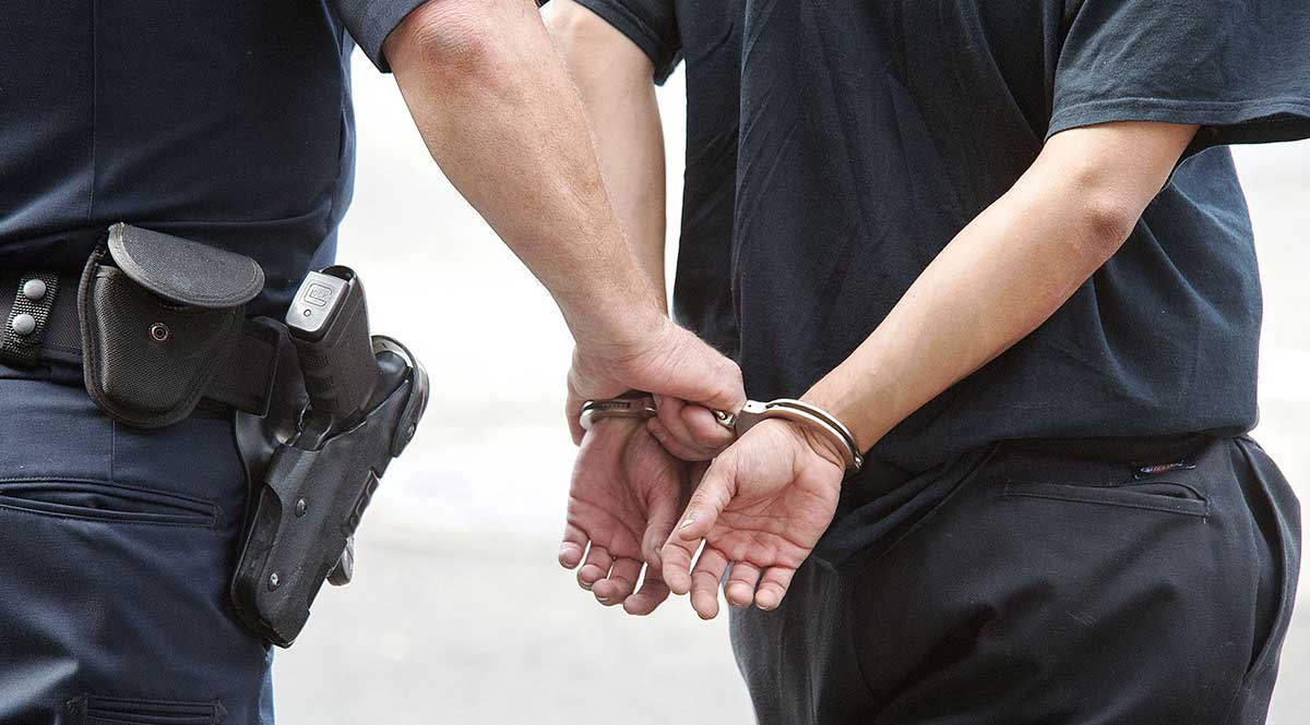 How to Use Police Handcuffs Tactical Experts TacticalGear