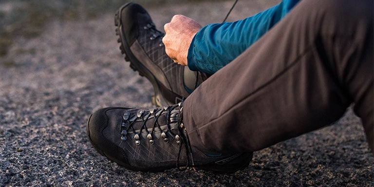 Tactical boots vs. hiking boots: What's the difference? - The Manual